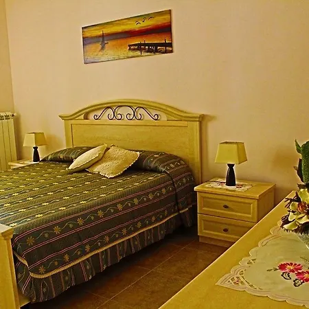 Oda ve Kahvaltı Kalypso 3*